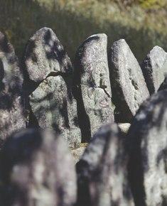 念仏堂の石碑群