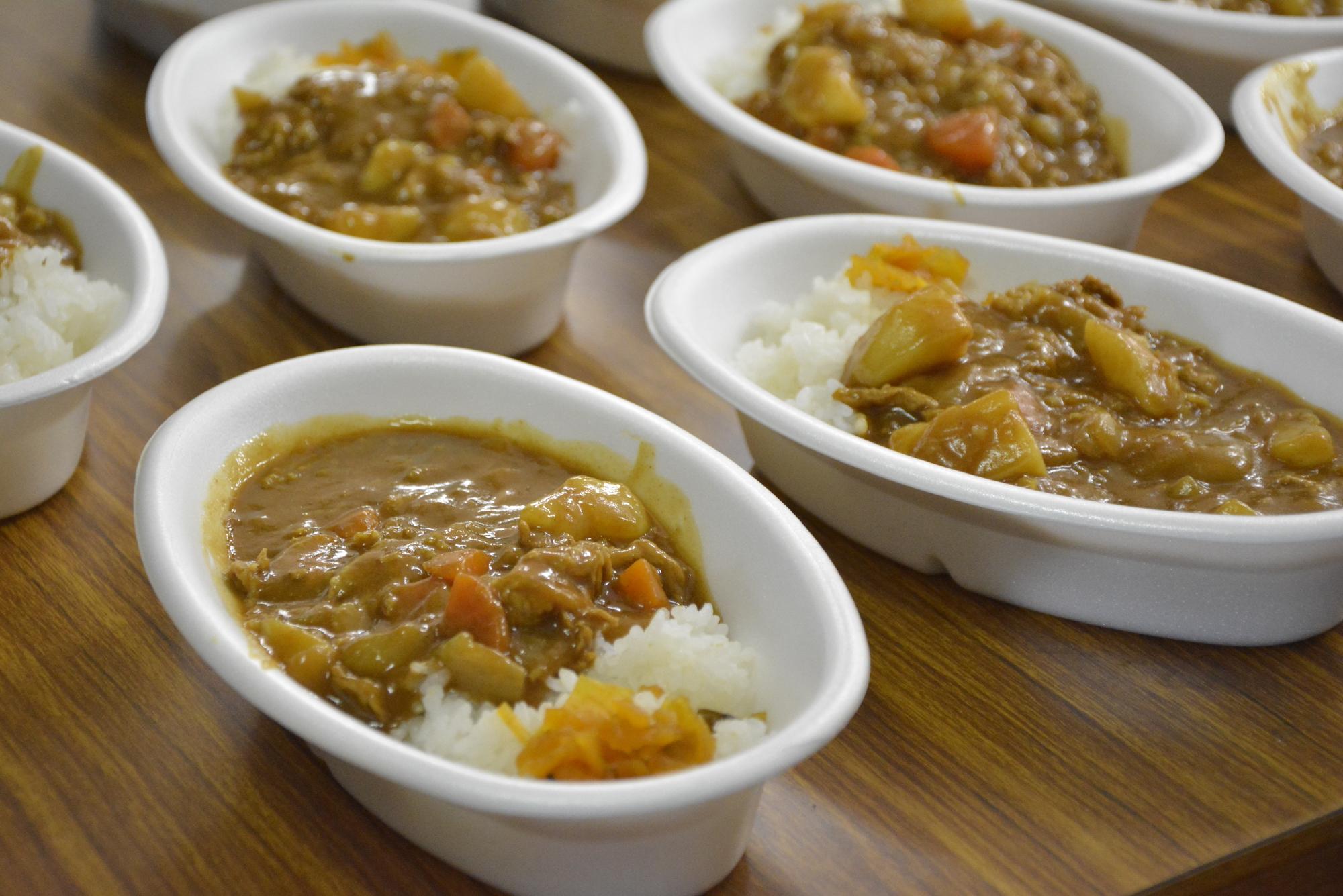 提供されたカレーライス