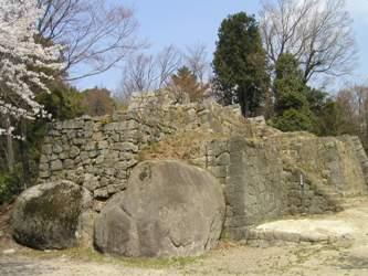 苗木城跡石垣の跡