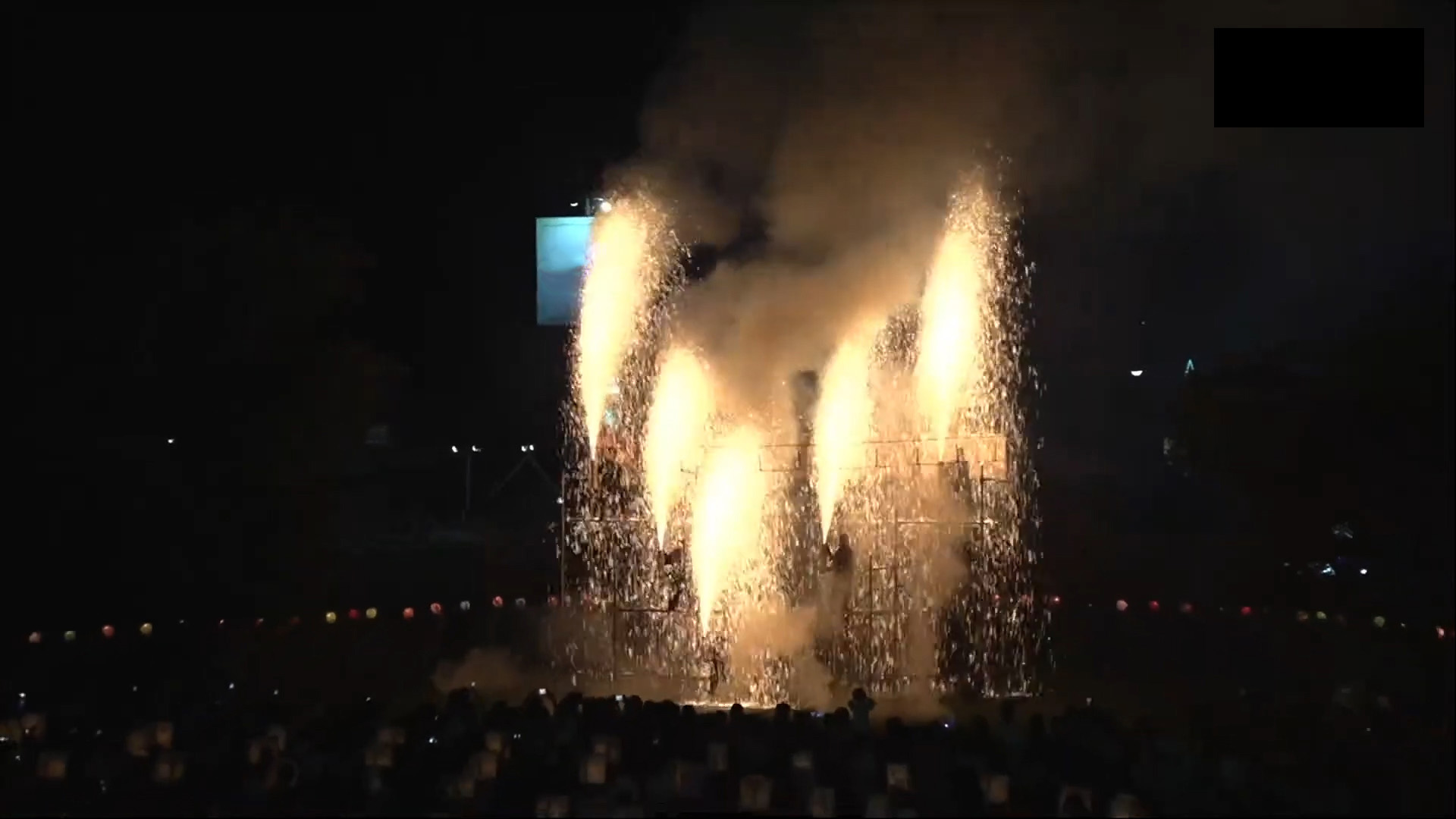 あんどん祭り手筒花火