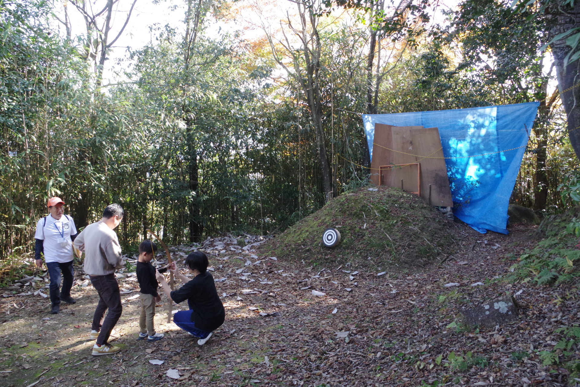 中津川工業高校による弓道の実演・体験