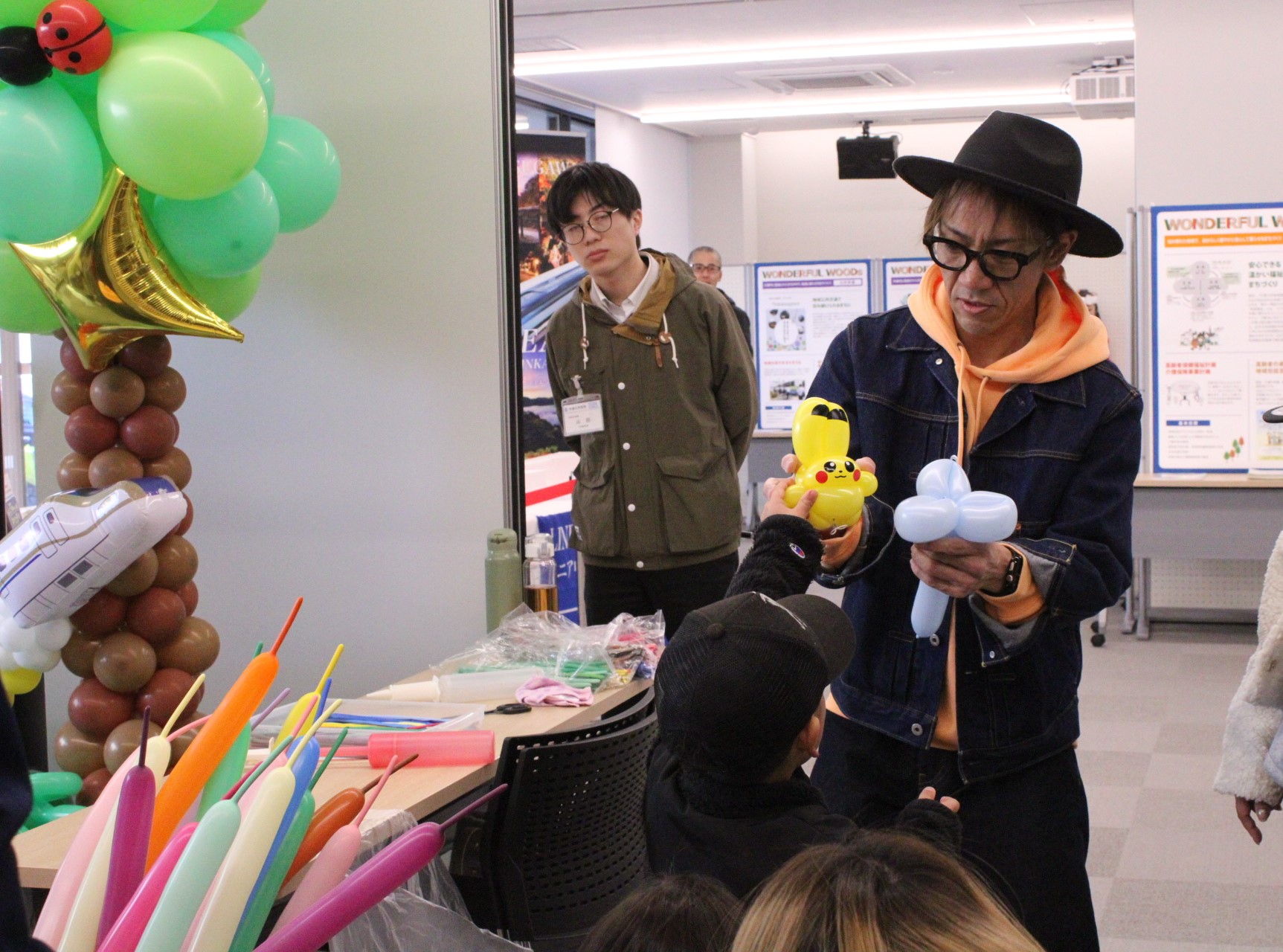 WONDERFUL WOODs EXPO バルーンパフォーマンス