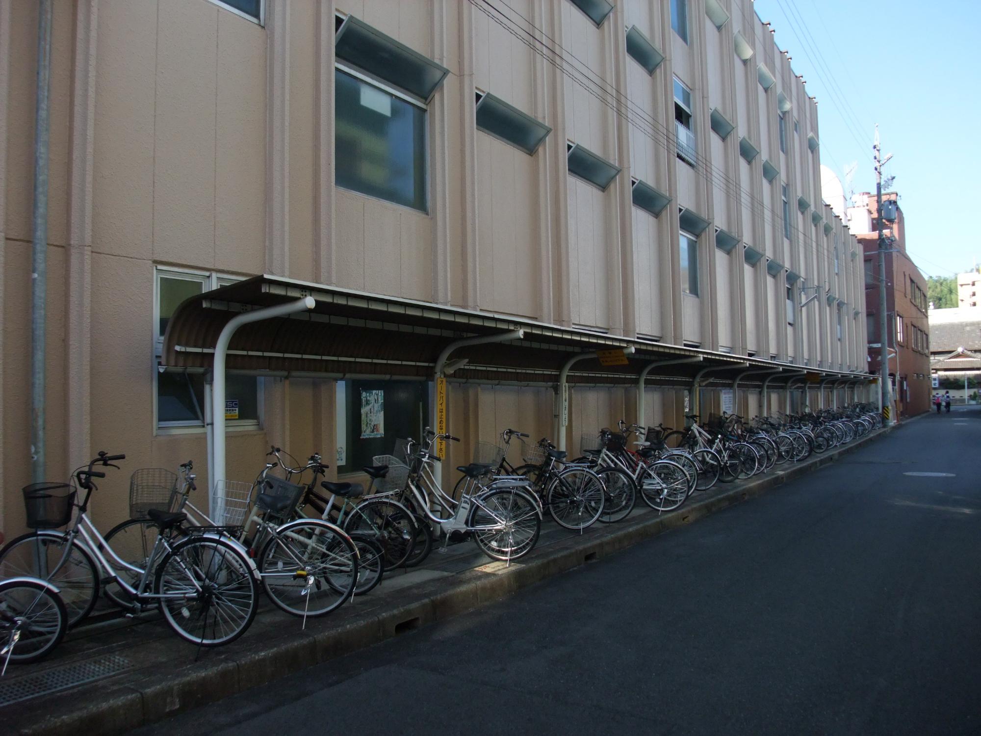 JR中津川駅前市営駐車場の外観