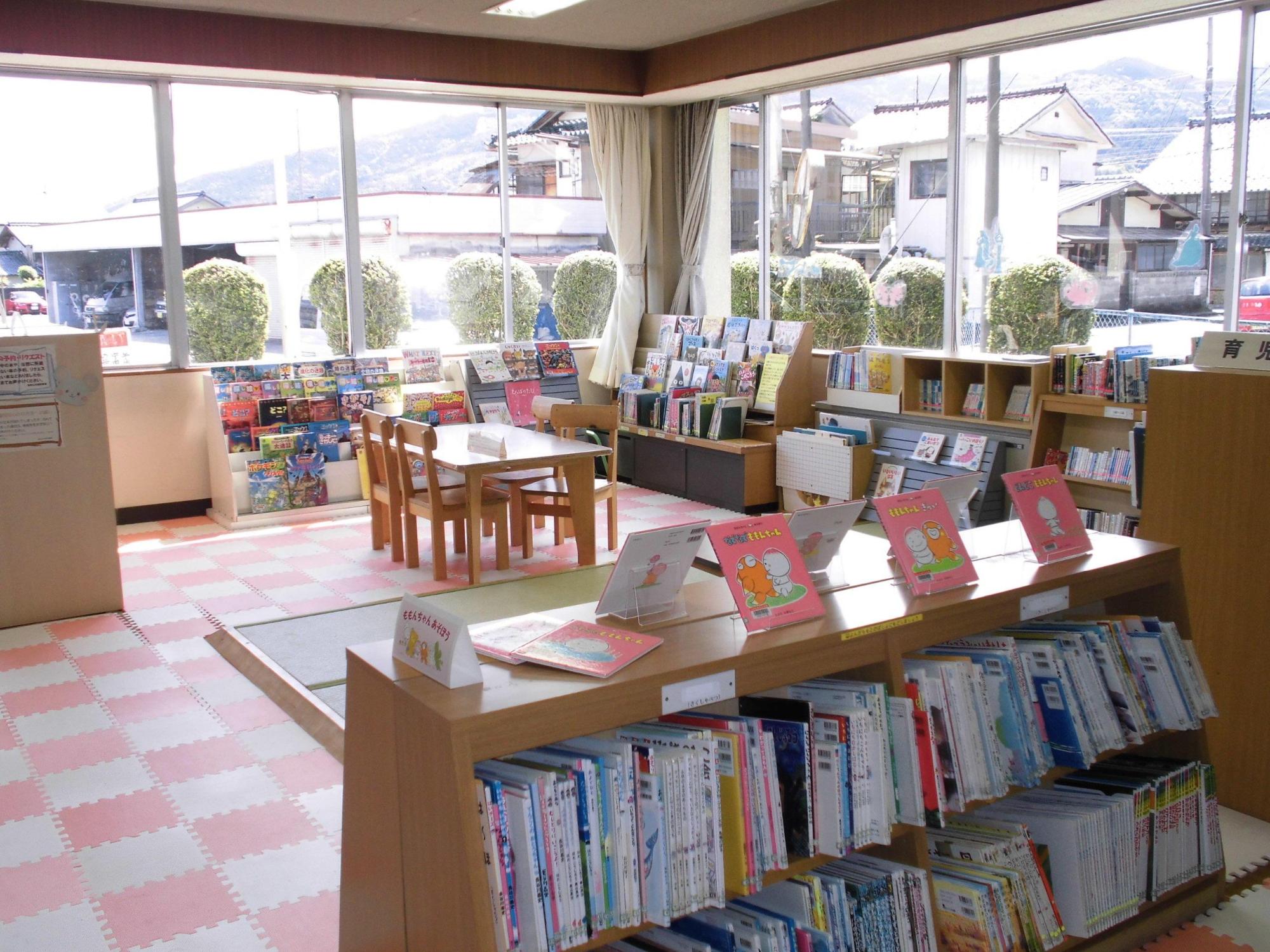 福岡公民館図書室