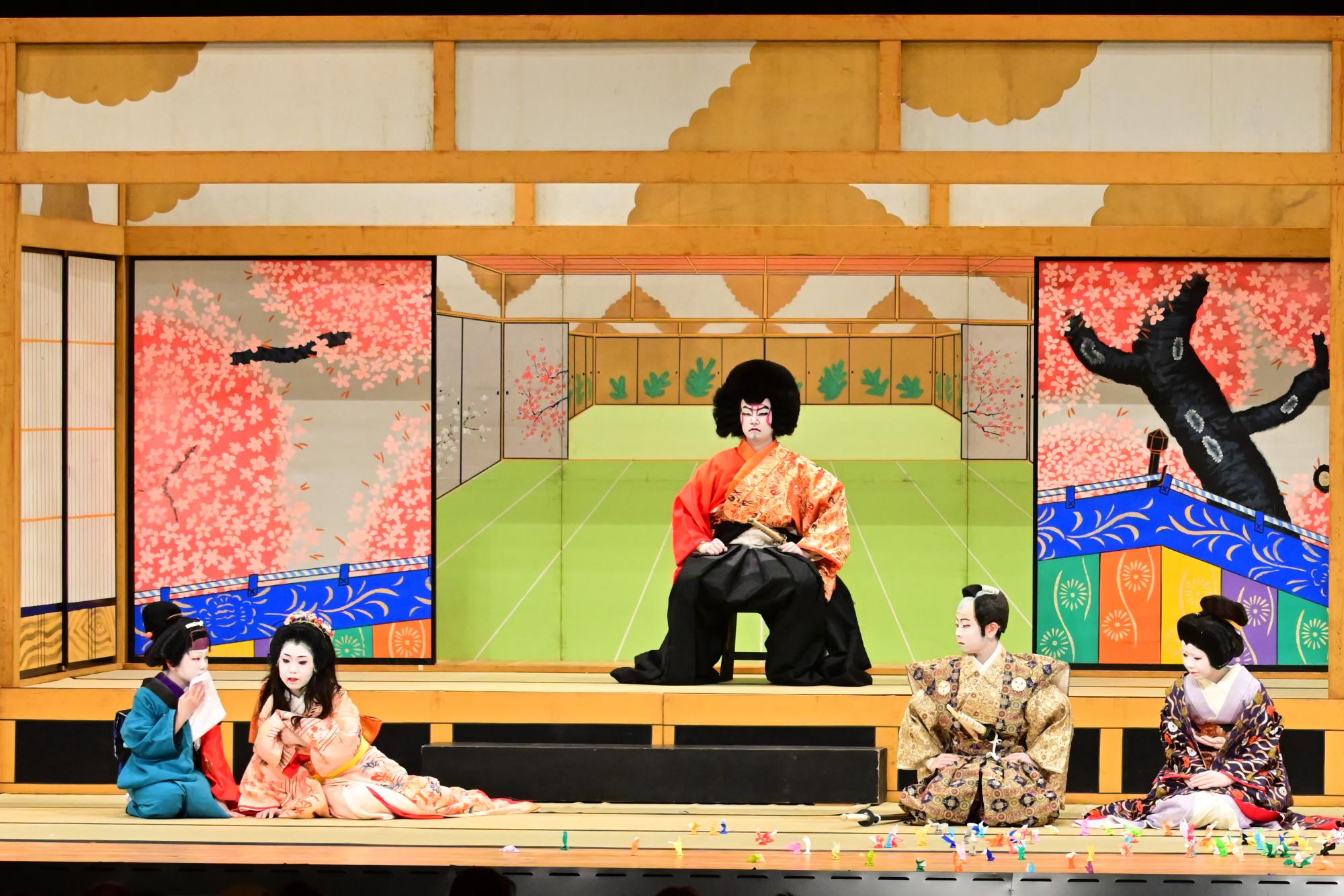 石川県小松市で子どもたちが熱演
