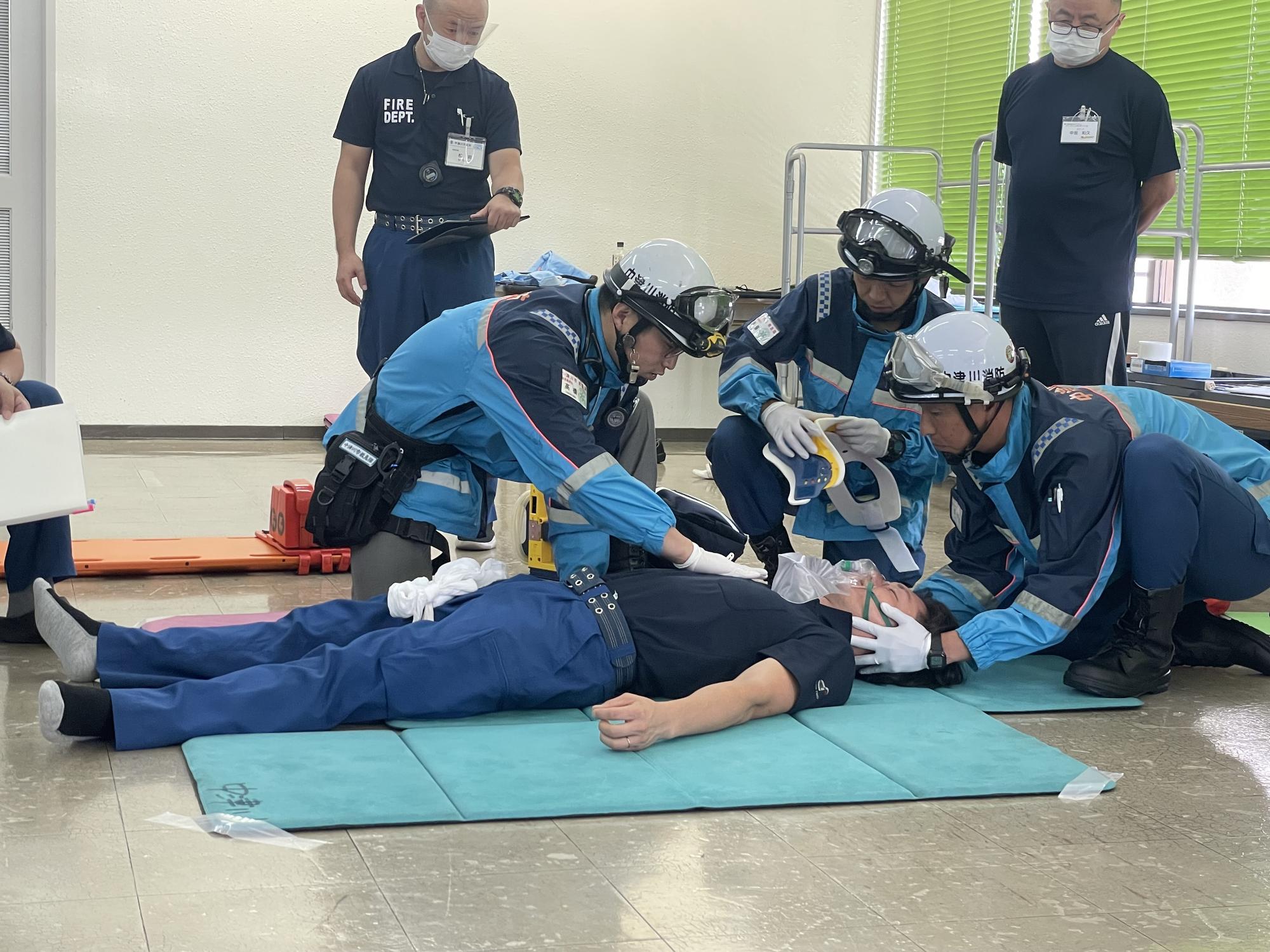 救急隊によるデモンストレーション