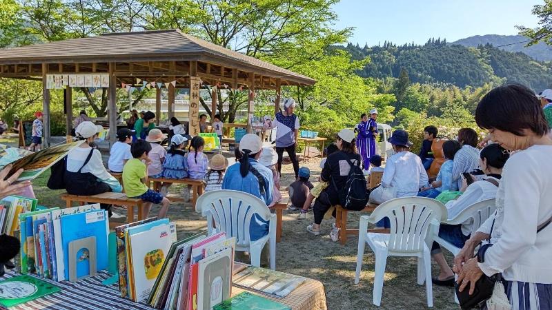 （イメージ）【中津川市立図書館】つけち森林の市で「森林のとしょかん」を開館します！