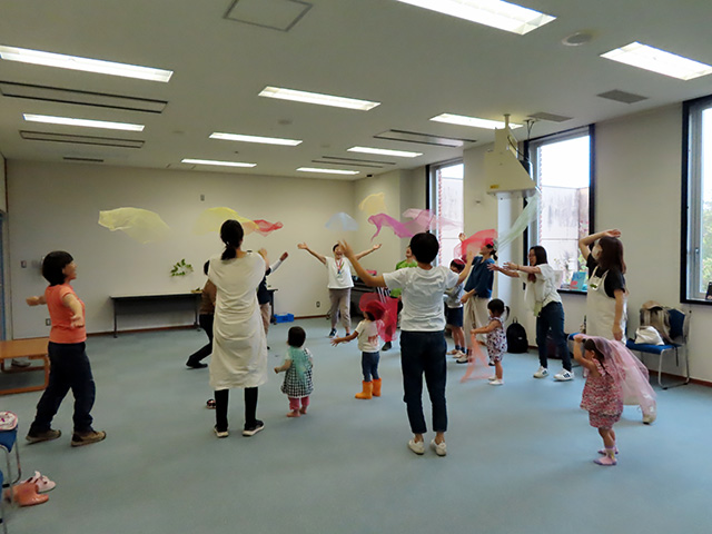 シフォン布で遊ぶ