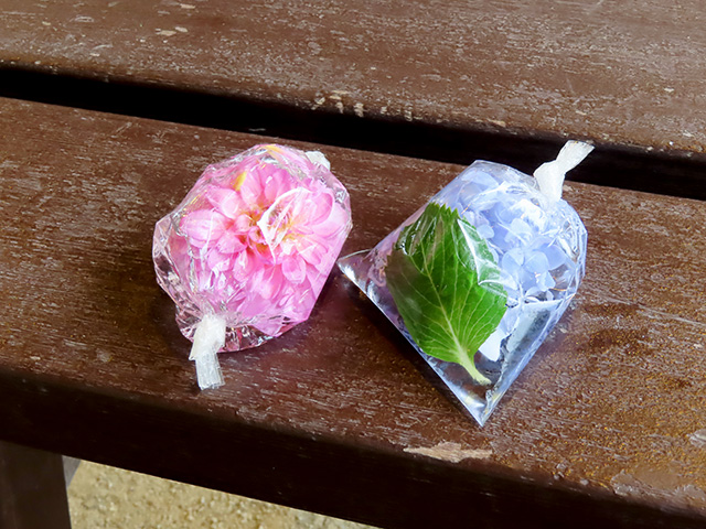 お水のお手玉