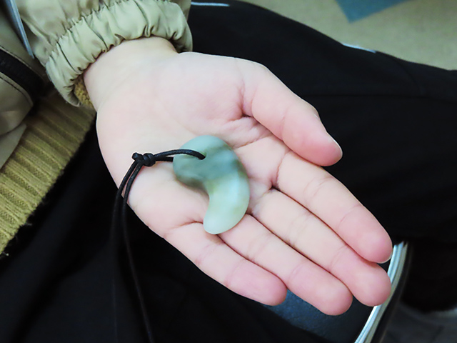 まが玉のアクセサリー