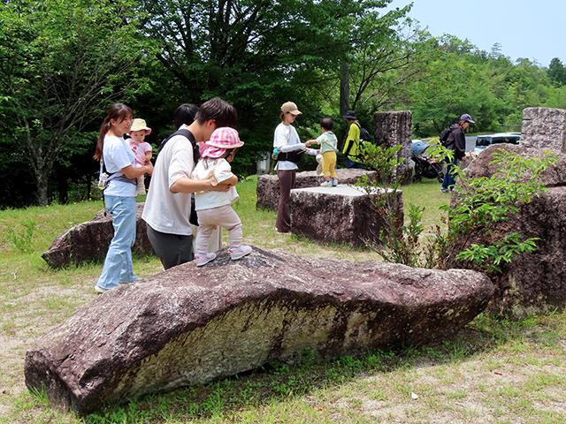 石の広場