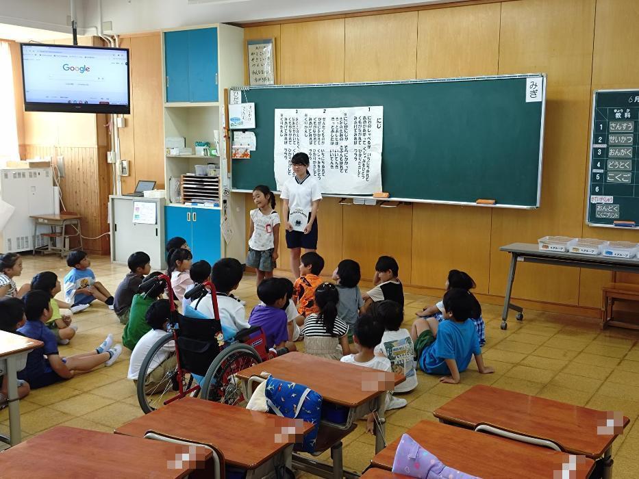 図書委員による読み聞かせ