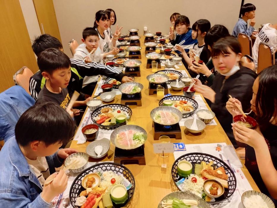 夕食