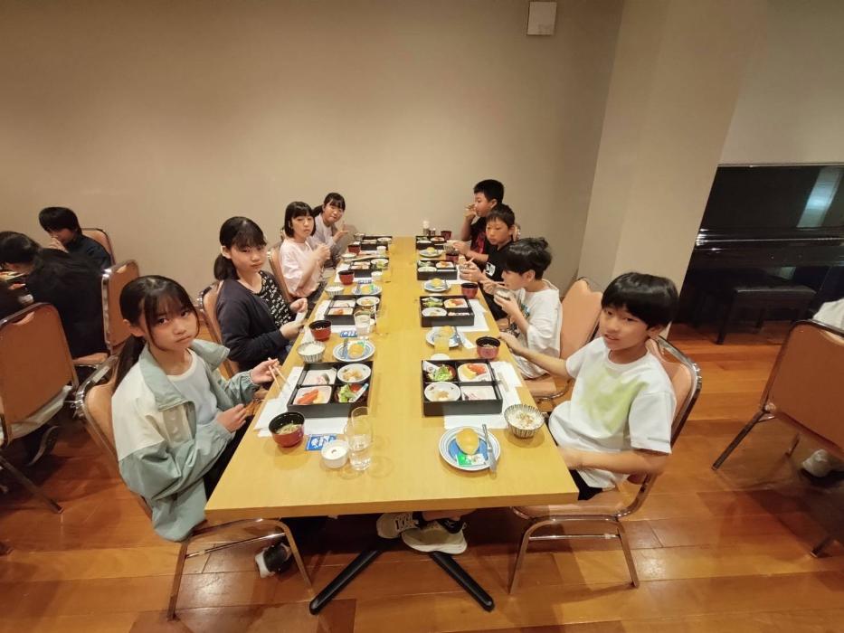 朝食