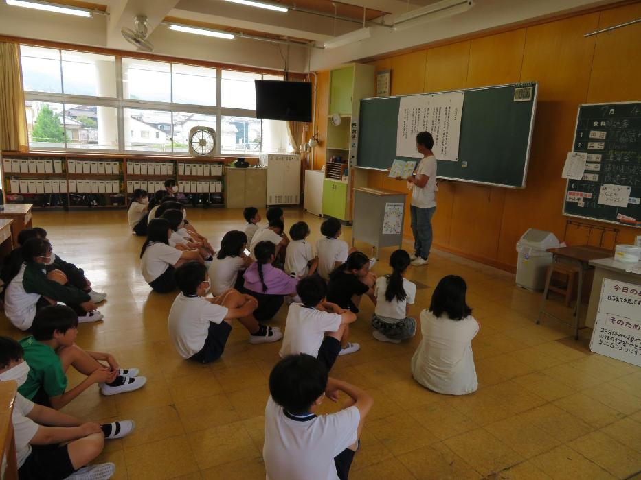 読み聞かせ