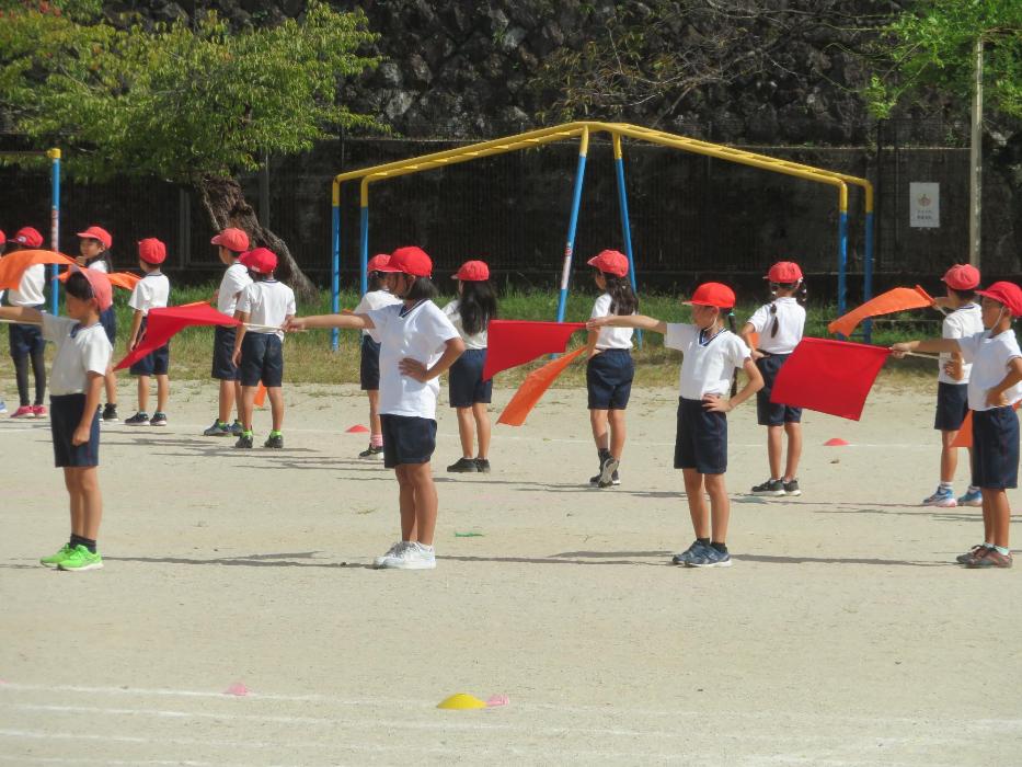 3年生と4年生演技の練習