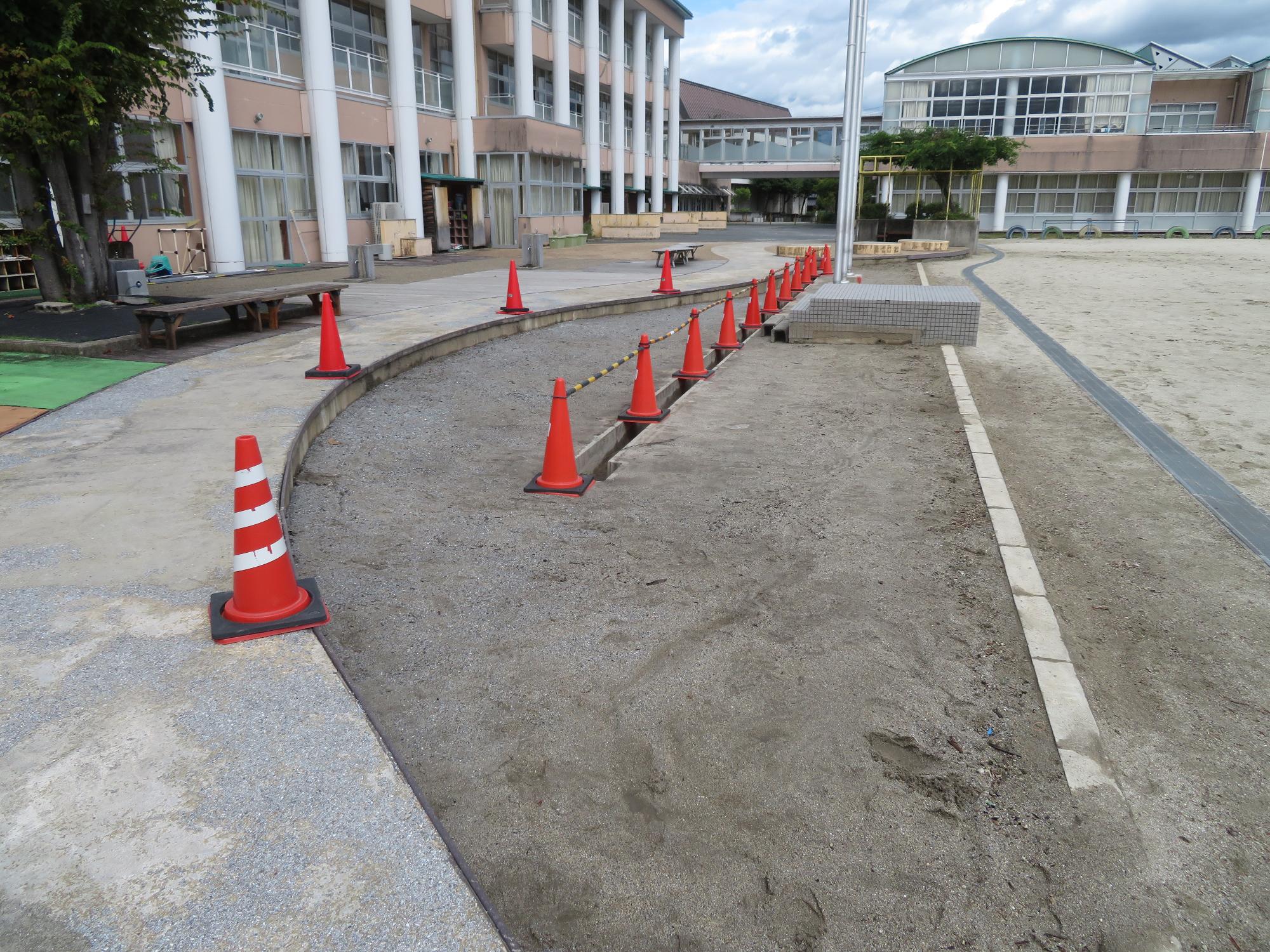 ウッドデッキ撤去