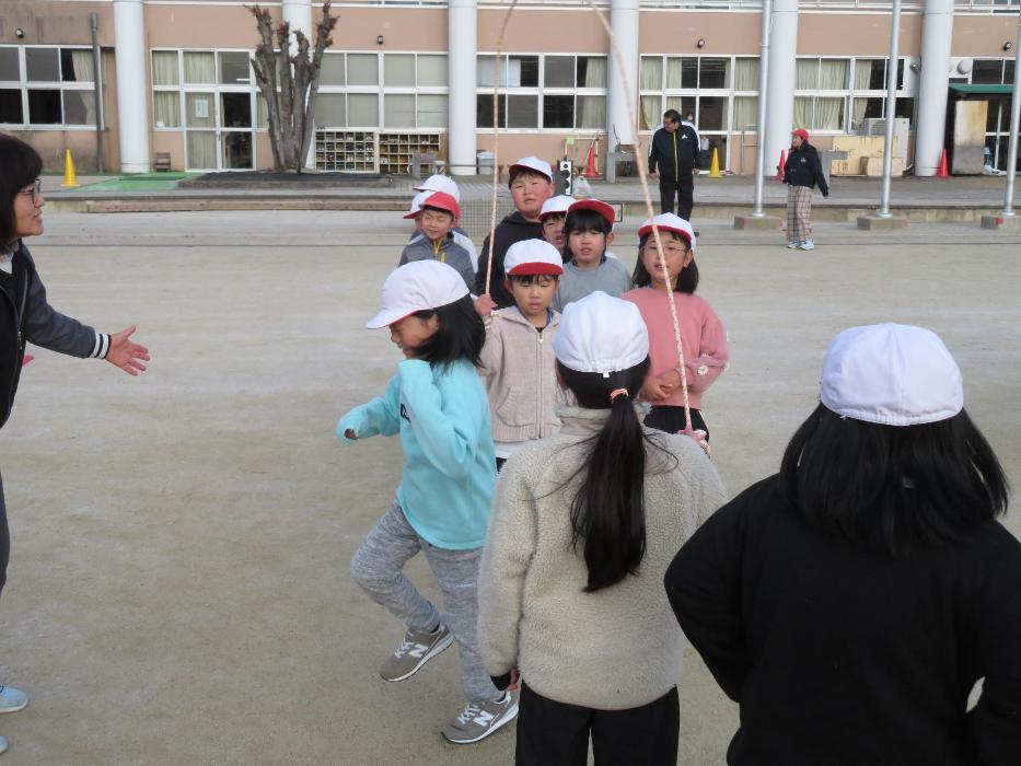 8の字跳び2年生