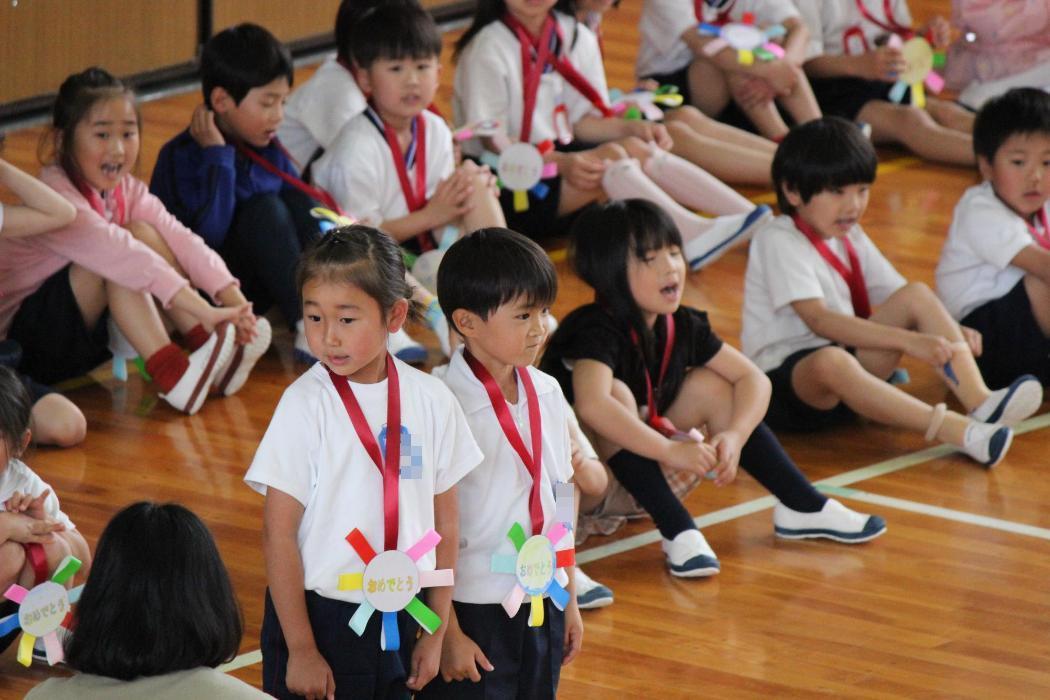 1年生を迎える会メダル授与