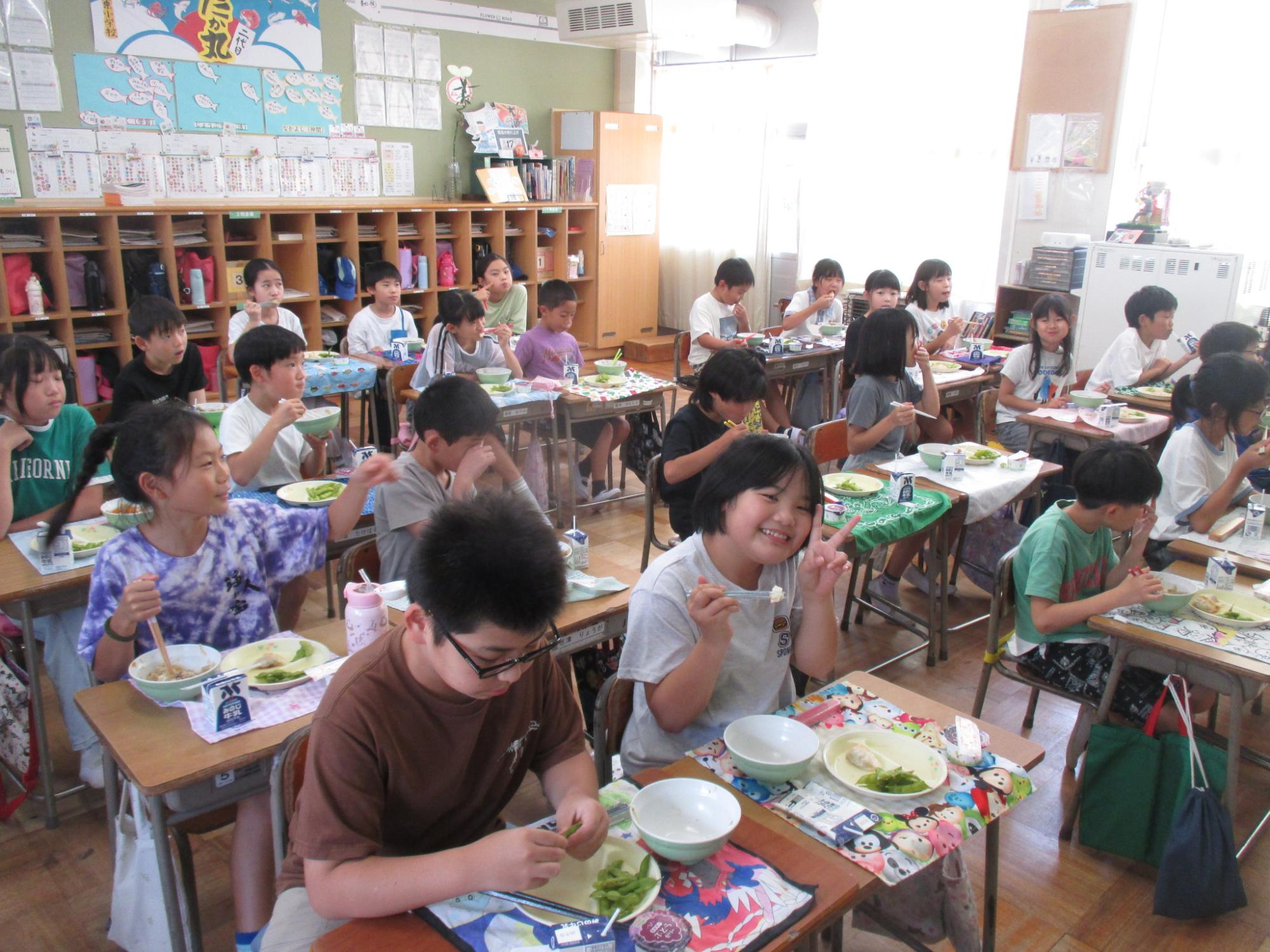 給食2